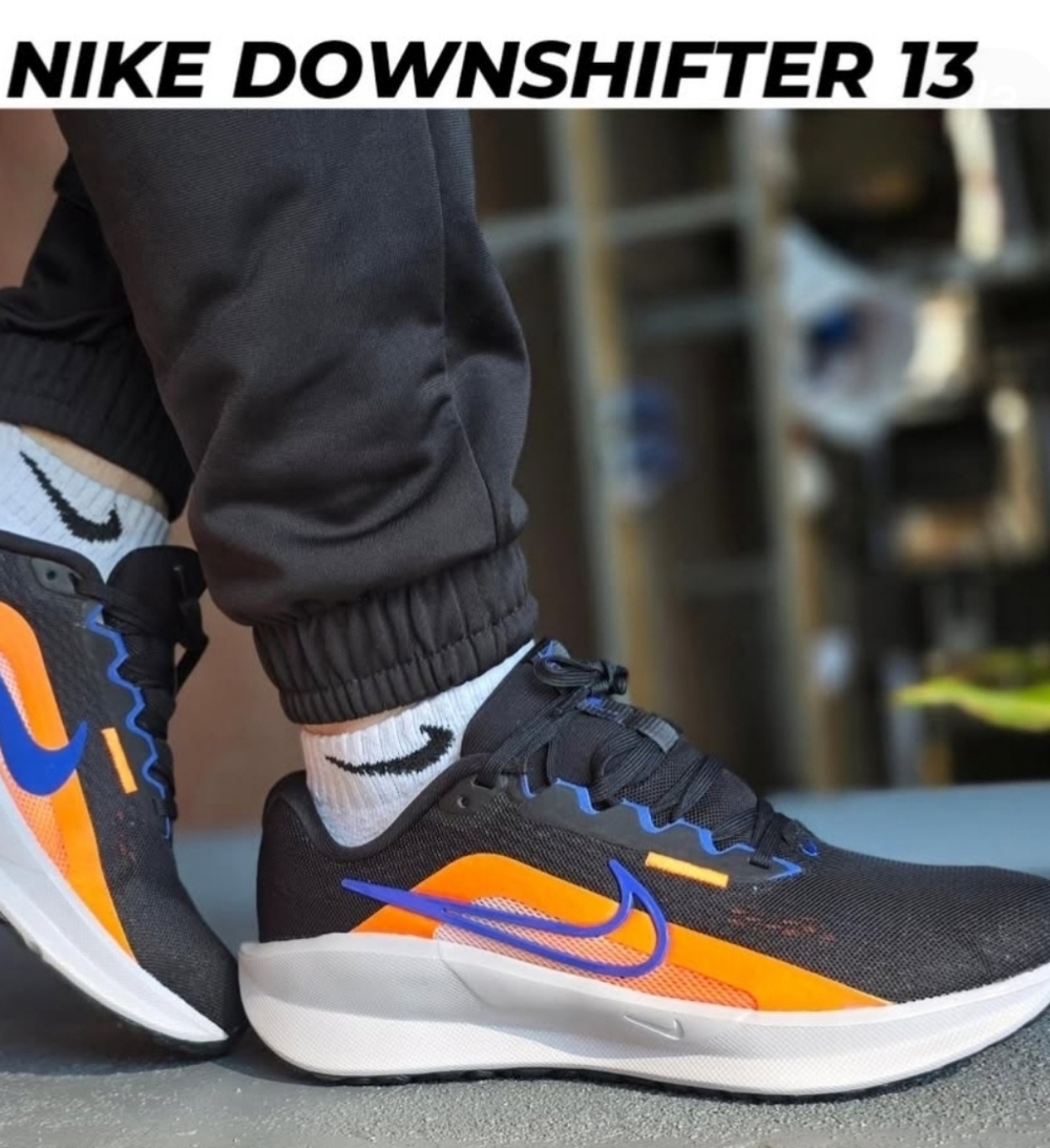 Nike Downshifter 13 Black and Orange Sneakers Men's 8½ - Picture 2 of 9